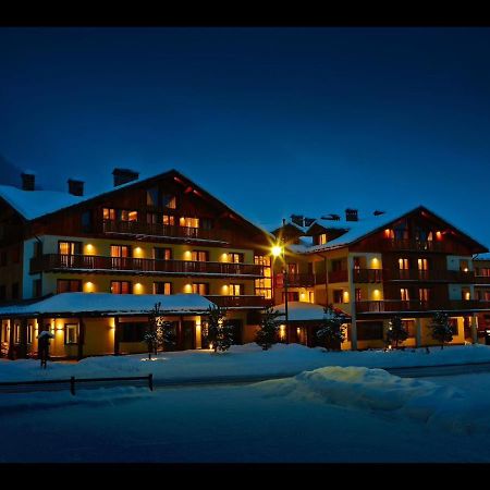 Appartamento Jardin Des Alpes. La Thuile Exteriör bild